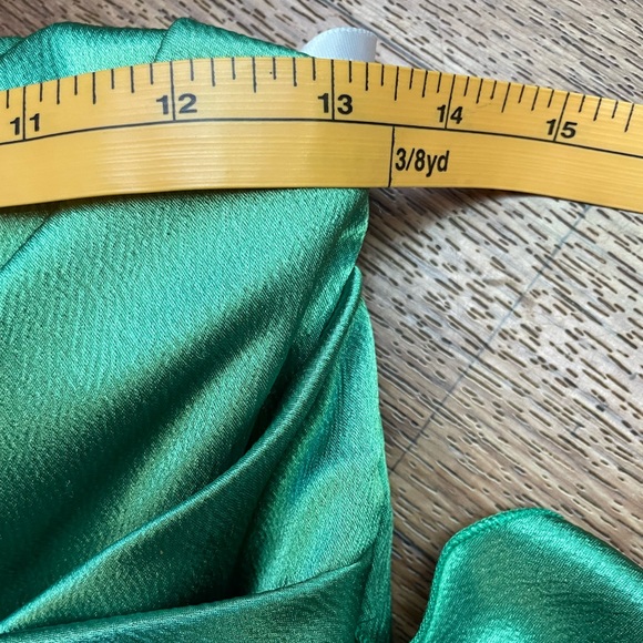 Semi Formal Green Dress - Picture 10 of 14